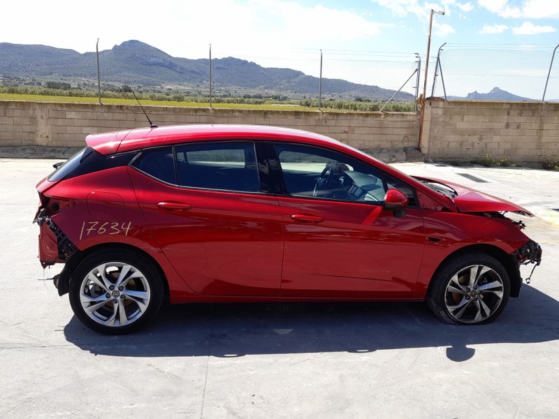 opel astra k (b16) del año 2021