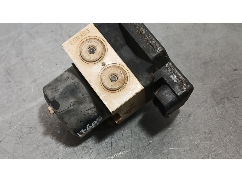 Recambio de abs para hyundai accent ii (lc) 1.3 referencia OEM IAM 5891025402 MANDO BH60103700