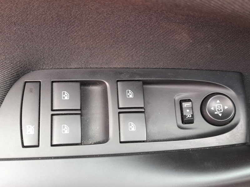 Recambio de mando elevalunas delantero izquierdo para opel astra k (b16) 1.2 turbo (68) referencia OEM IAM 13408458  