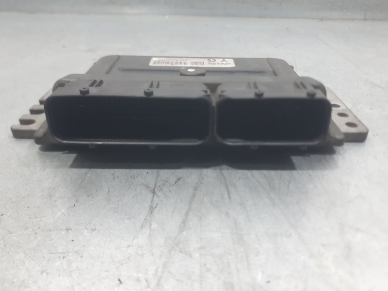 Recambio de centralita motor uce para nissan micra iii (k12) 1.2 16v referencia OEM IAM MEC32110  