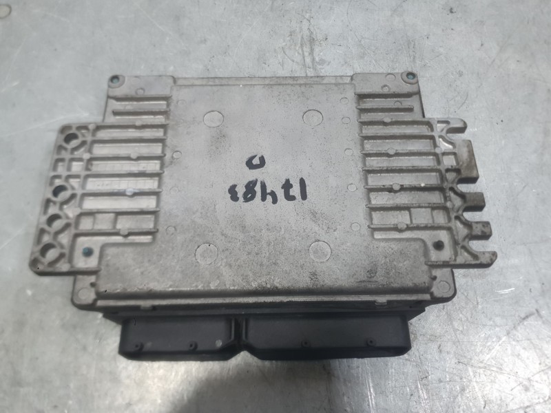 Recambio de centralita motor uce para nissan micra iii (k12) 1.2 16v referencia OEM IAM MEC32110  