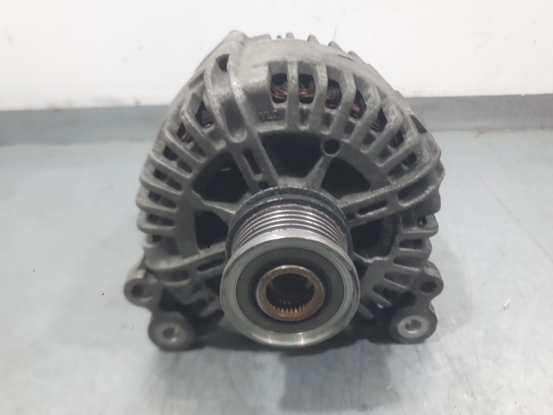 Recambio de alternador para seat exeo (3r2) 2.0 tdi referencia OEM IAM 06F903023P TG14C023 VALEO