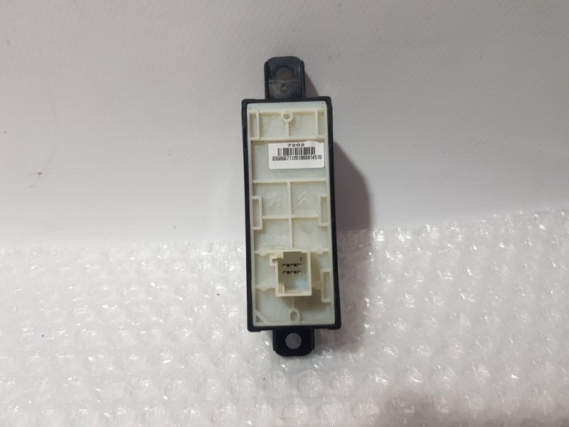 Recambio de mando radio para peugeot 2008 (--.2013) style referencia OEM IAM 98097243XU01 1811211509 