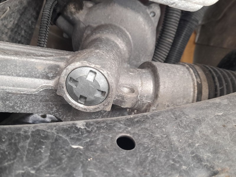 Recambio de cremallera direccion para opel astra k (b16) 1.2 turbo (68) referencia OEM IAM 39209205  