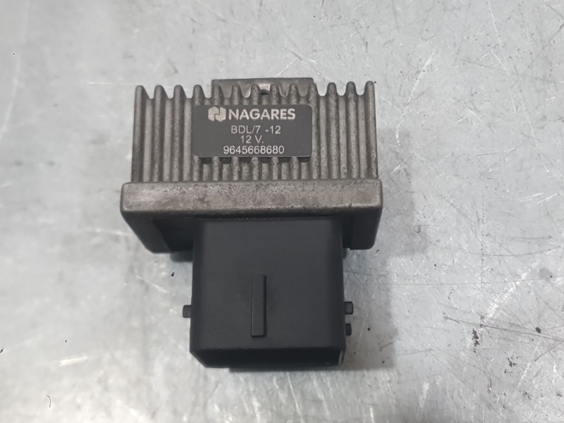 Recambio de caja precalentamiento para citroën nemo monospace 1.4 hdi referencia OEM IAM 9645668680  