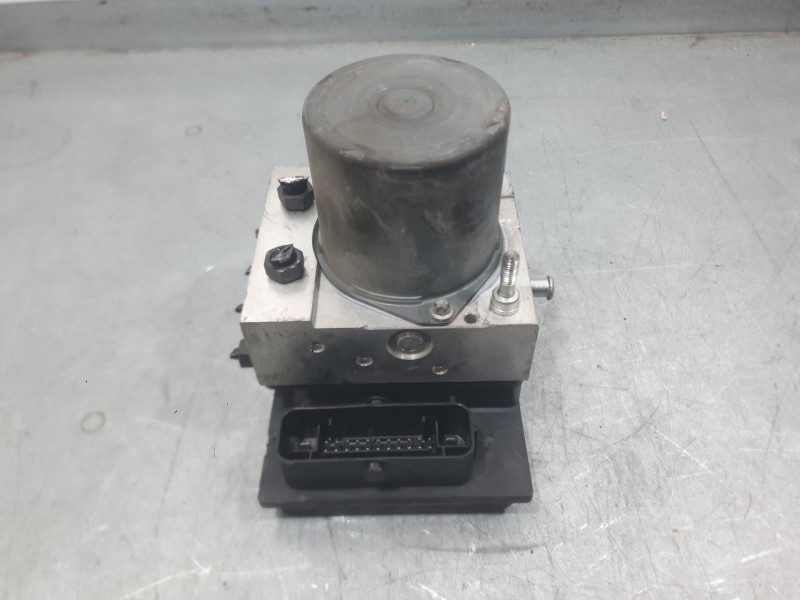 Recambio de abs para audi a4 b7 (8ec) 2.0 tdi 16v referencia OEM IAM 8E0614517BF 0265234336 BOSCH