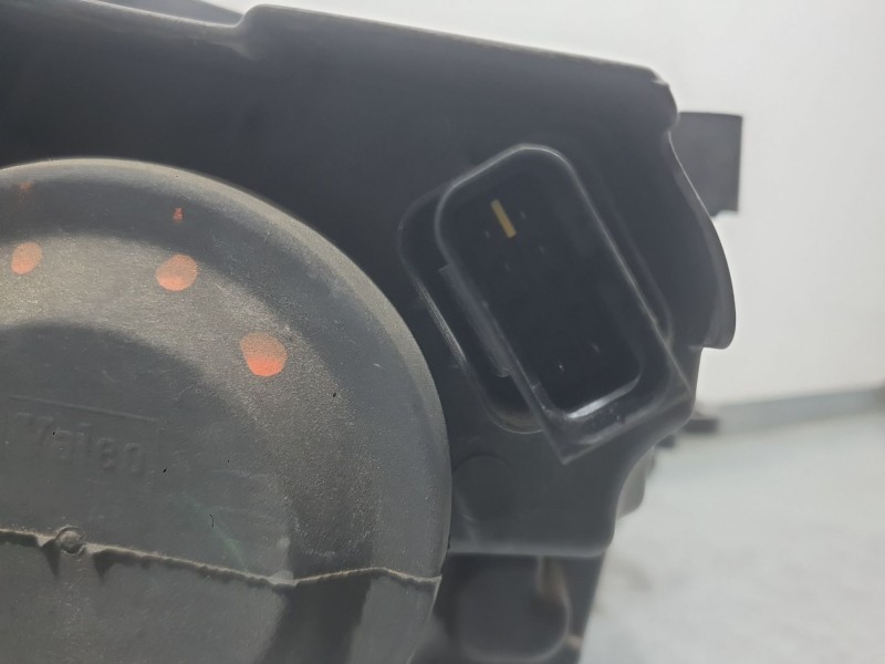 Recambio de faro izquierdo para citroën c-elysee (dd_) 1.5 bluehdi 100 referencia OEM IAM 9817298840 90117973 VALEO