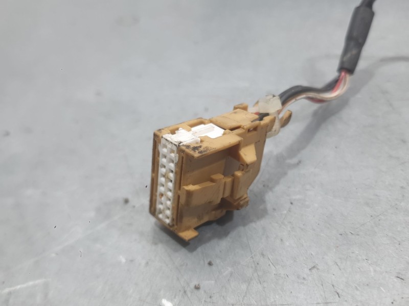 Recambio de retrovisor izquierdo para audi a4 b7 (8ec) 2.0 tdi 16v referencia OEM IAM 8E1858531AA01C ELECTRICO ROZADO 