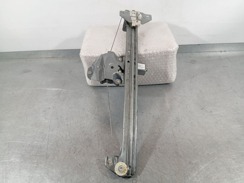 Recambio de elevalunas delantero izquierdo para dacia dokker furgoneta/monovolumen 1.5 dci (feaj) referencia OEM IAM 807213915R 