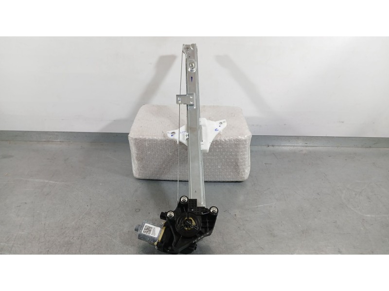 Recambio de elevalunas delantero derecho para hyundai i20 iii (bc3, bi3) 1.0 t-gdi referencia OEM IAM 82460Q0000 2 PINS 