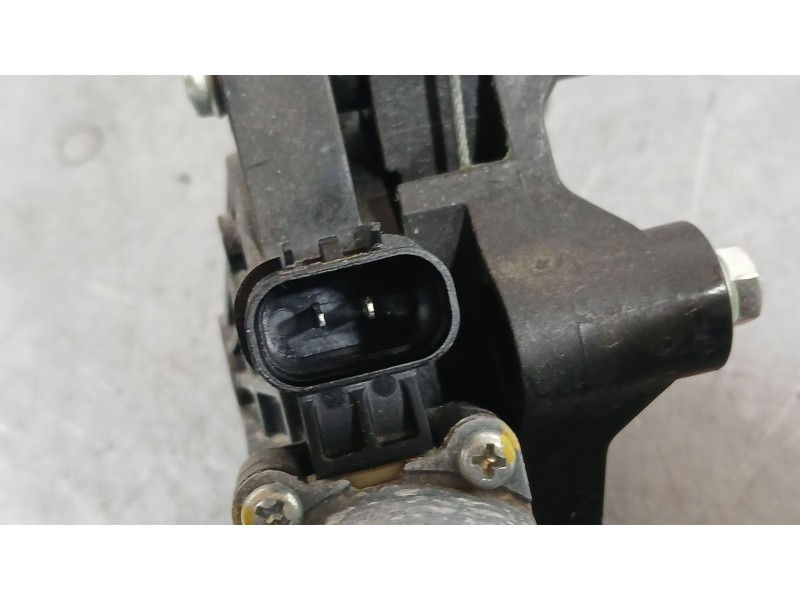 Recambio de elevalunas delantero derecho para hyundai i20 iii (bc3, bi3) 1.0 t-gdi referencia OEM IAM 82460Q0000 2 PINS 