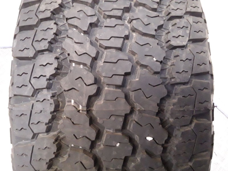 Recambio de neumatico para neumaticos nuevos - referencia OEM IAM 2656517112T GOODYEAR 265/65/17/112T
