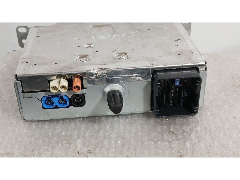 Recambio de sistema audio / radio para opel corsa f (p2jo) 1.2 (68) referencia OEM IAM 9847854380 BOSCH 7503900497