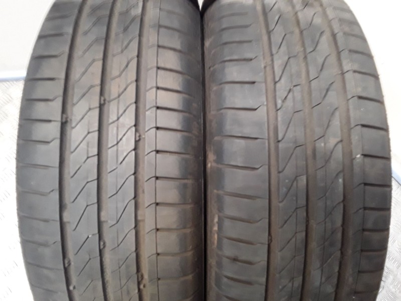 Recambio de neumatico pareja para neumaticos reutilizados - referencia OEM IAM 185651588T CONTINENTAL 185/65/15/88T