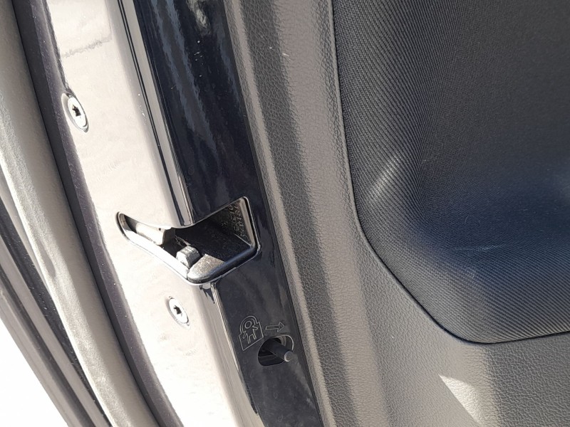 Recambio de cerradura puerta trasera izquierda para opel astra k (b16) 1.6 cdti (68) referencia OEM IAM 13533664  