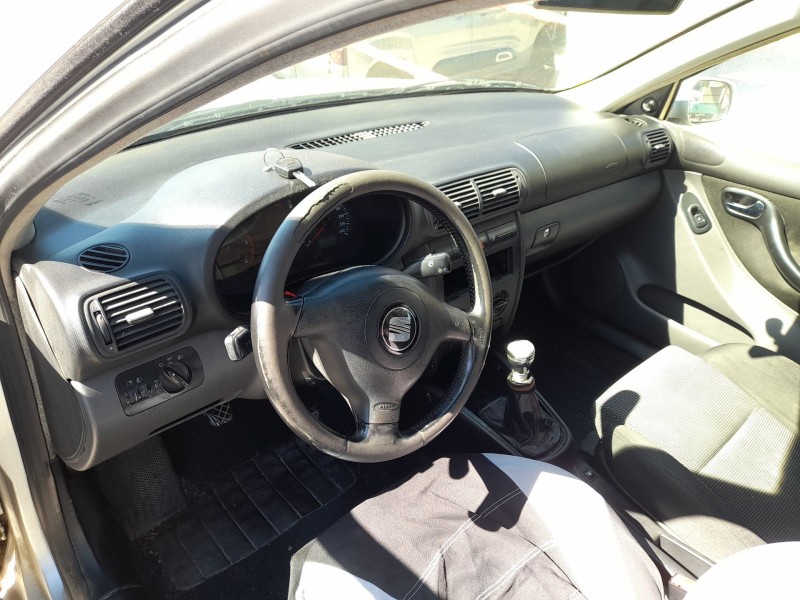 seat leon (1m1) del año 2002