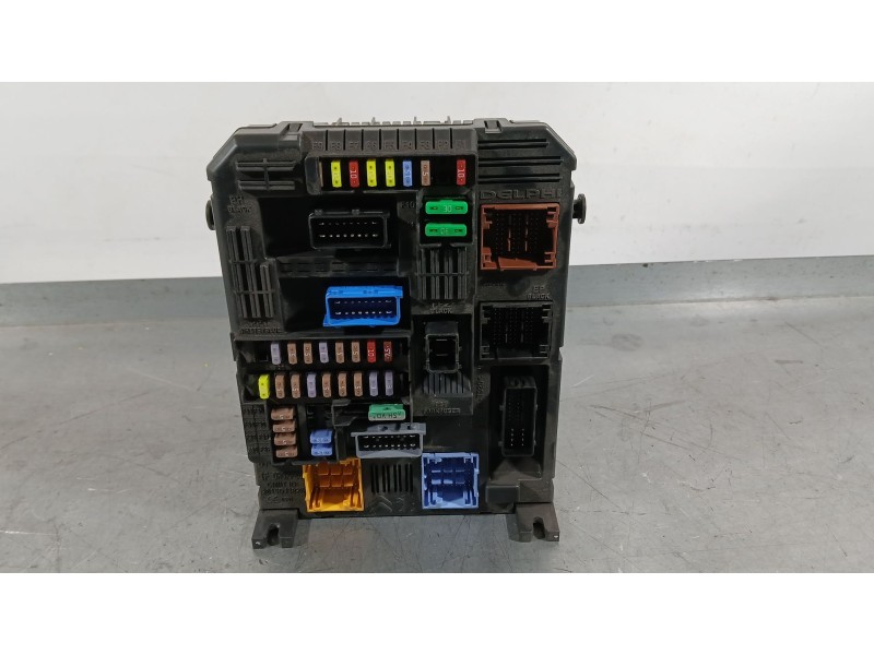 Recambio de caja reles / fusibles para citroën c5 aircross (ac_, aj_, ar_, a4_) 1.2 puretech 130 (arhnsj) referencia OEM IAM   
