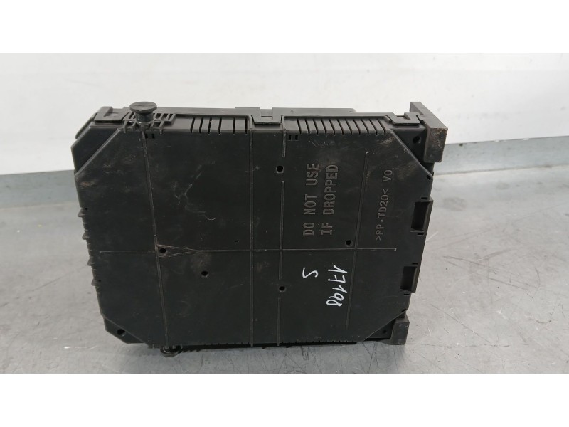 Recambio de caja reles / fusibles para citroën c5 aircross (ac_, aj_, ar_, a4_) 1.2 puretech 130 (arhnsj) referencia OEM IAM   