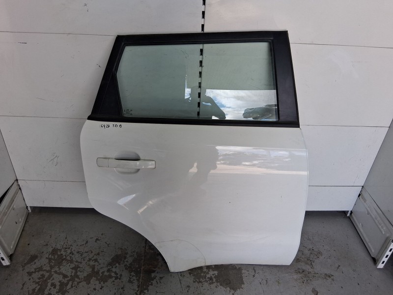 Recambio de puerta trasera derecha para kia soul ii (ps) 1.6 gdi referencia OEM IAM 77004B2010  