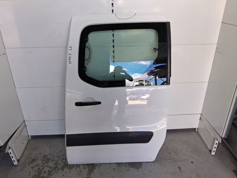 Recambio de puerta lateral corredera izquierda para citroën berlingo multispace (b9) 1.6 bluehdi 100 referencia OEM IAM 9006L9 R