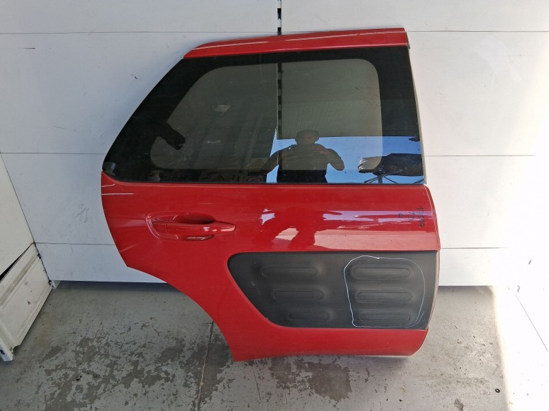 Recambio de puerta trasera derecha para citroën c4 cactus 1.2 vti 82 referencia OEM IAM 9801070080 ROZADA 