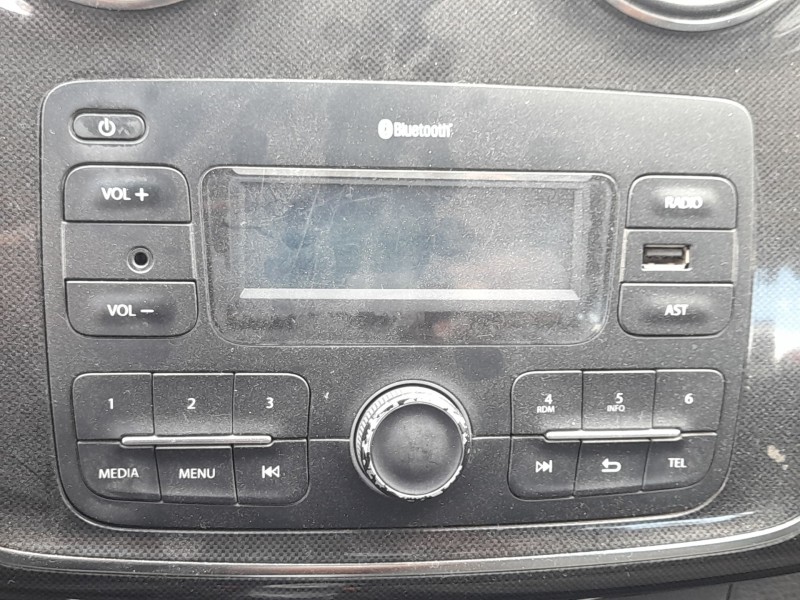 Recambio de sistema audio / radio para dacia logan ii tce 90 lpg referencia OEM IAM   