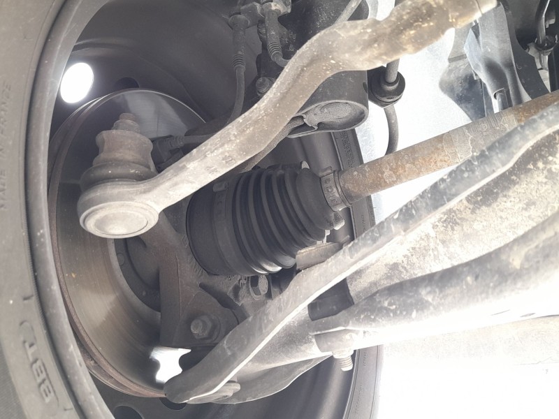 Recambio de mangueta delantera izquierda para dacia logan ii tce 90 lpg referencia OEM IAM 400152754R  