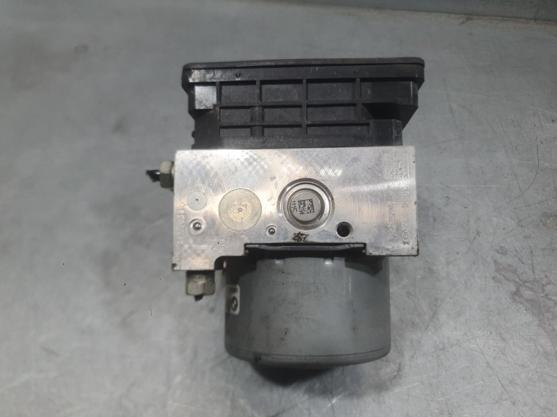 Recambio de abs para bmw i3 (i01) electric referencia OEM IAM 34516896137  