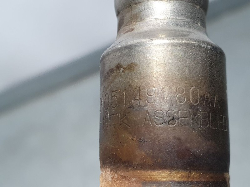 Recambio de sonda lambda para jeep cherokee kl longitude referencia OEM IAM 05149180AA  