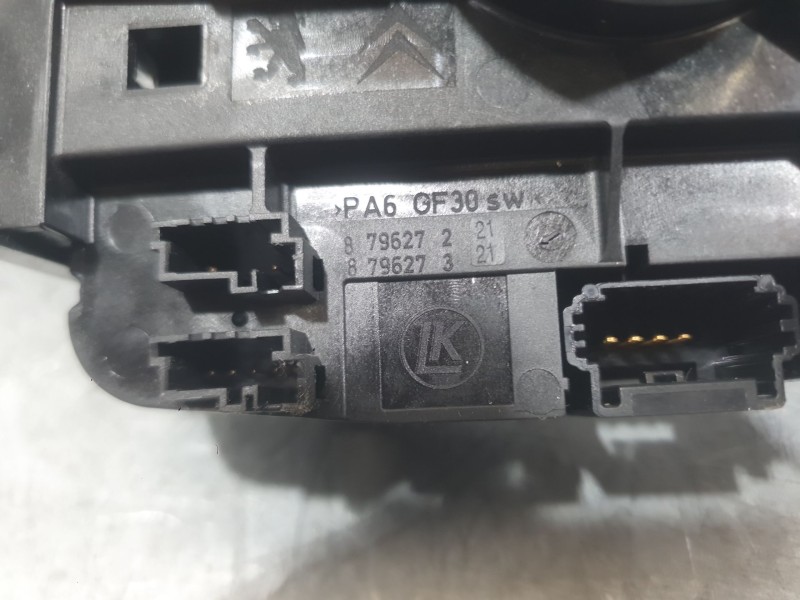 Recambio de mando luces y limpia para citroën c3 iii (sx) 1.5 bluehdi 100 (sxyhyp, sxyhtu) referencia OEM IAM 98312593ZD  