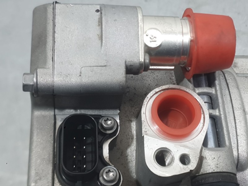 Recambio de compresor aire acondicionado para bmw i3 (i01) electric referencia OEM IAM 64529496107 ELECTRICO 