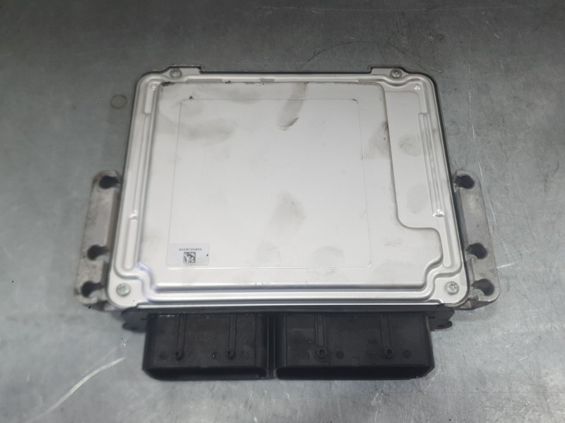 Recambio de centralita motor uce para citroën c3 iii (sx) 1.5 bluehdi 100 (sxyhyp, sxyhtu) referencia OEM IAM 9840042180 0281037
