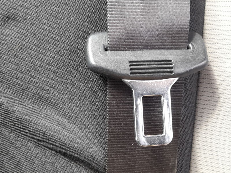 Recambio de cinturon seguridad trasero derecho para seat ibiza iv (6j5, 6p1) 1.2 tsi referencia OEM IAM 6J0857805ARAA  