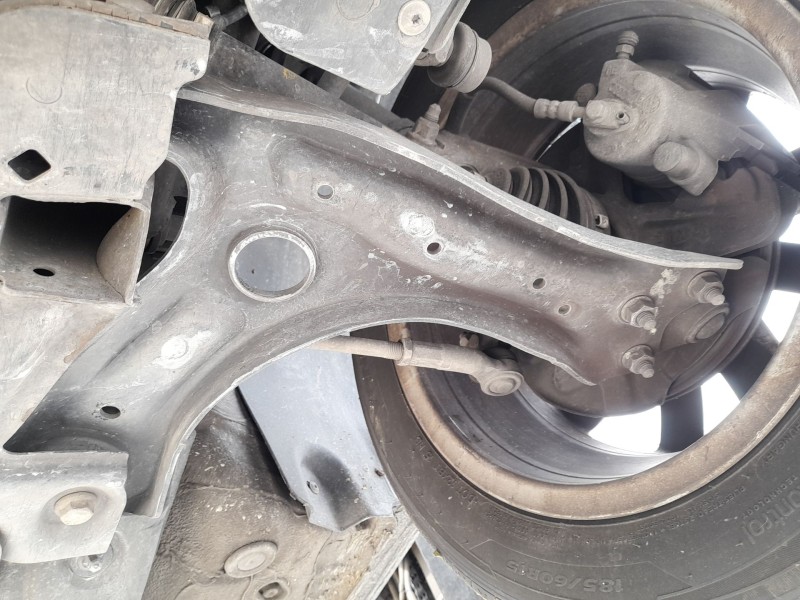 Recambio de brazo suspension inferior delantero izquierdo para seat ibiza iv (6j5, 6p1) 1.2 tsi referencia OEM IAM 6R0407151F  
