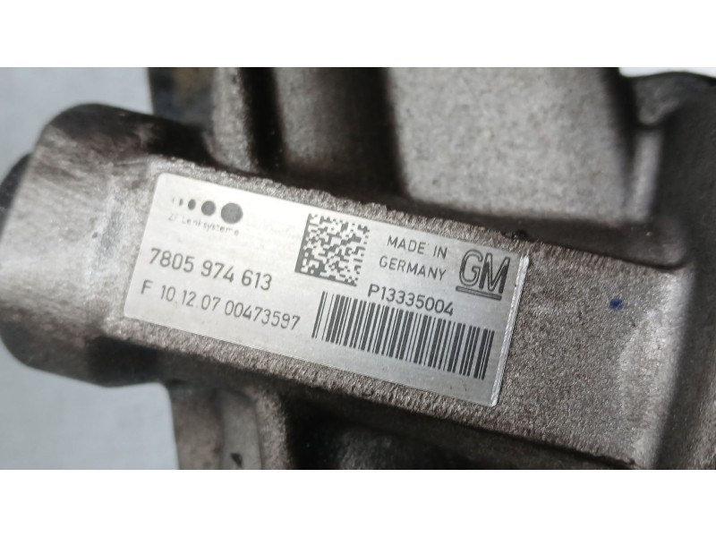 Recambio de cremallera direccion para opel astra j sports tourer (p10) 1.7 cdti (35) referencia OEM IAM 13335004 ZF 7805974613