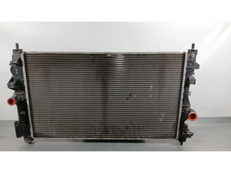 Recambio de radiador agua para opel astra j sports tourer (p10) 1.7 cdti (35) referencia OEM IAM 13267662 DELPHI 