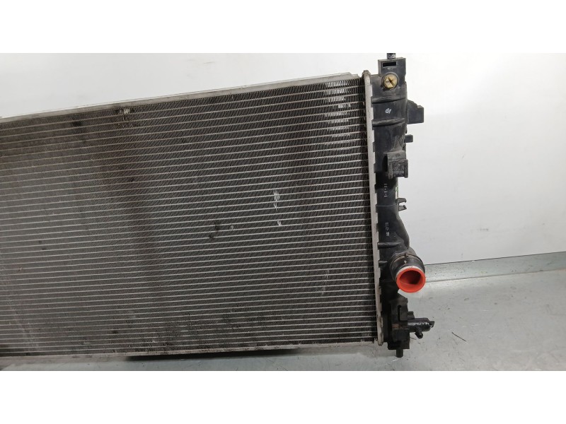 Recambio de radiador agua para opel astra j sports tourer (p10) 1.7 cdti (35) referencia OEM IAM 13267662 DELPHI 
