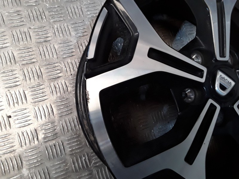 Recambio de llanta aluminio para dacia duster (hm_) 1.6 sce 115 (hmm1) referencia OEM IAM 6.5X17 5 TORN ET50 ROZADA ALUMINIO