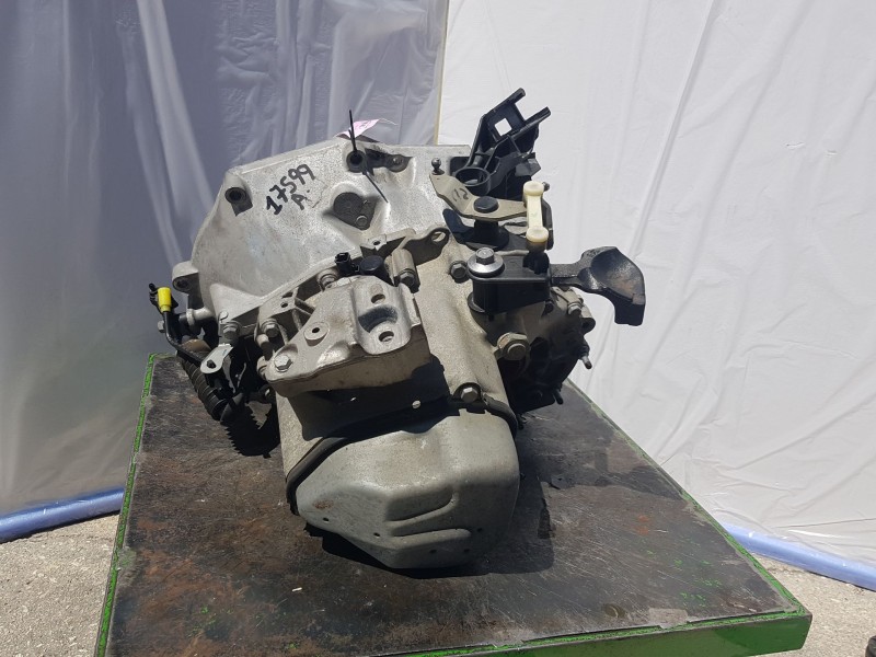Recambio de caja cambios para citroën c4 cactus 1.2 vti 82 referencia OEM IAM 20CR03 9803846280 1608995480