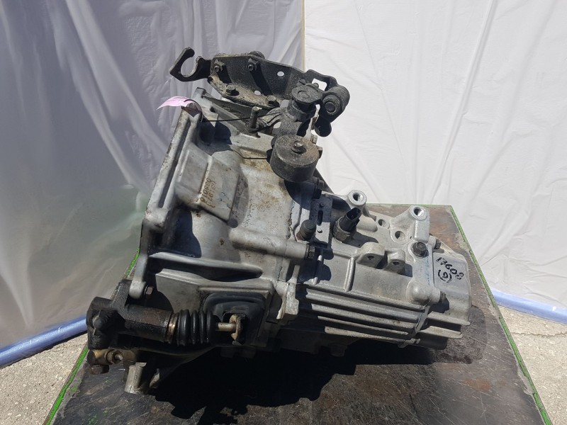 Recambio de caja cambios para hyundai accent ii (lc) 1.3 referencia OEM IAM H31973 4300022850 033018
