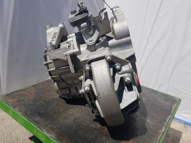 Recambio de caja cambios para opel astra j sedán 1.4 turbo (69) referencia OEM IAM M32OF 93169600 41761A