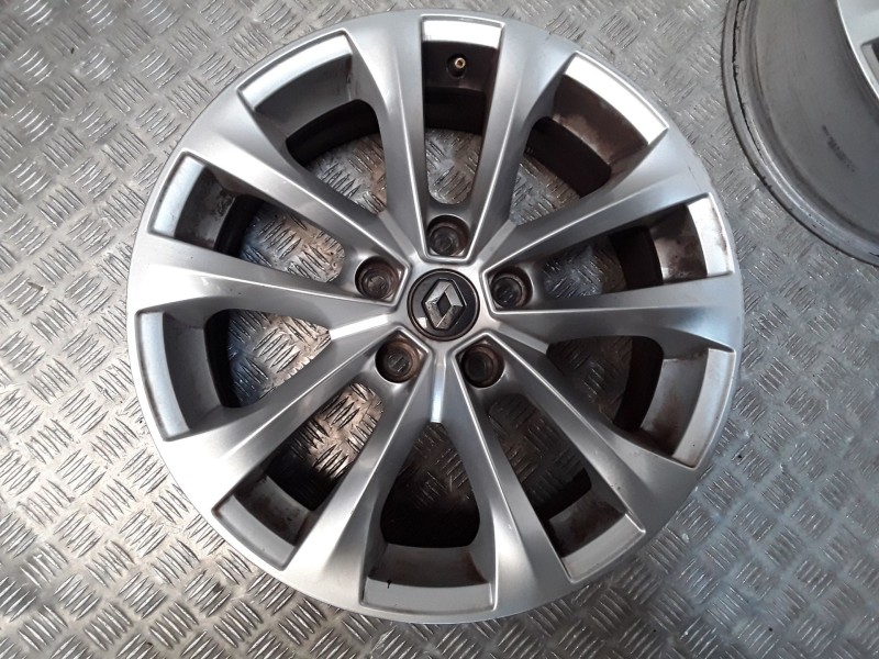 Recambio de juego llantas aluminio para renault megane iv hatchback (b9a/m/n_) 1.5 dci 110 (b9a3) referencia OEM IAM 7X17 5 TORN