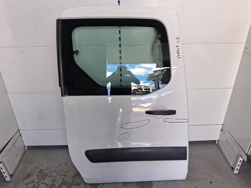 Recambio de puerta lateral corredera derecha para citroën berlingo multispace (b9) 1.6 bluehdi 100 referencia OEM IAM 9008S3 ROZ