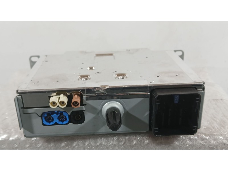 Recambio de sistema audio / radio para opel corsa f (p2jo) 1.2 (68) referencia OEM IAM   