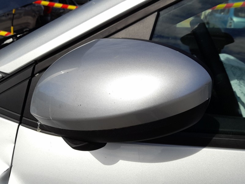 Recambio de retrovisor izquierdo para dacia sandero iii 1.0 tce 90 referencia OEM IAM 963020295R  