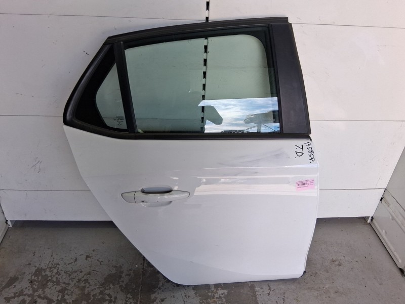 Recambio de puerta trasera derecha para opel corsa f (p2jo) 1.2 (68) referencia OEM IAM 9837705980  