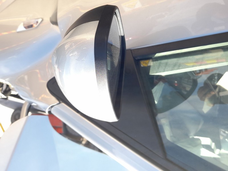 Recambio de retrovisor derecho para dacia sandero iii 1.0 tce 90 referencia OEM IAM 963010811R ELECTRICO 