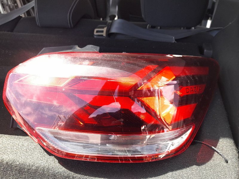 Recambio de piloto trasero derecho para dacia sandero iii 1.0 tce 90 referencia OEM IAM 265501832R ROZADO 