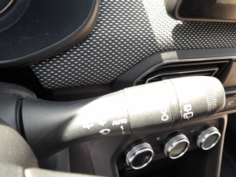 Recambio de mando luces y limpia para dacia sandero iii 1.0 tce 90 referencia OEM IAM 255670975R  