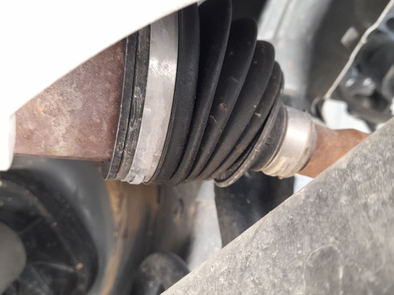 Recambio de transmision delantera izquierda para dacia sandero iii 1.0 tce 90 referencia OEM IAM 391011411R  